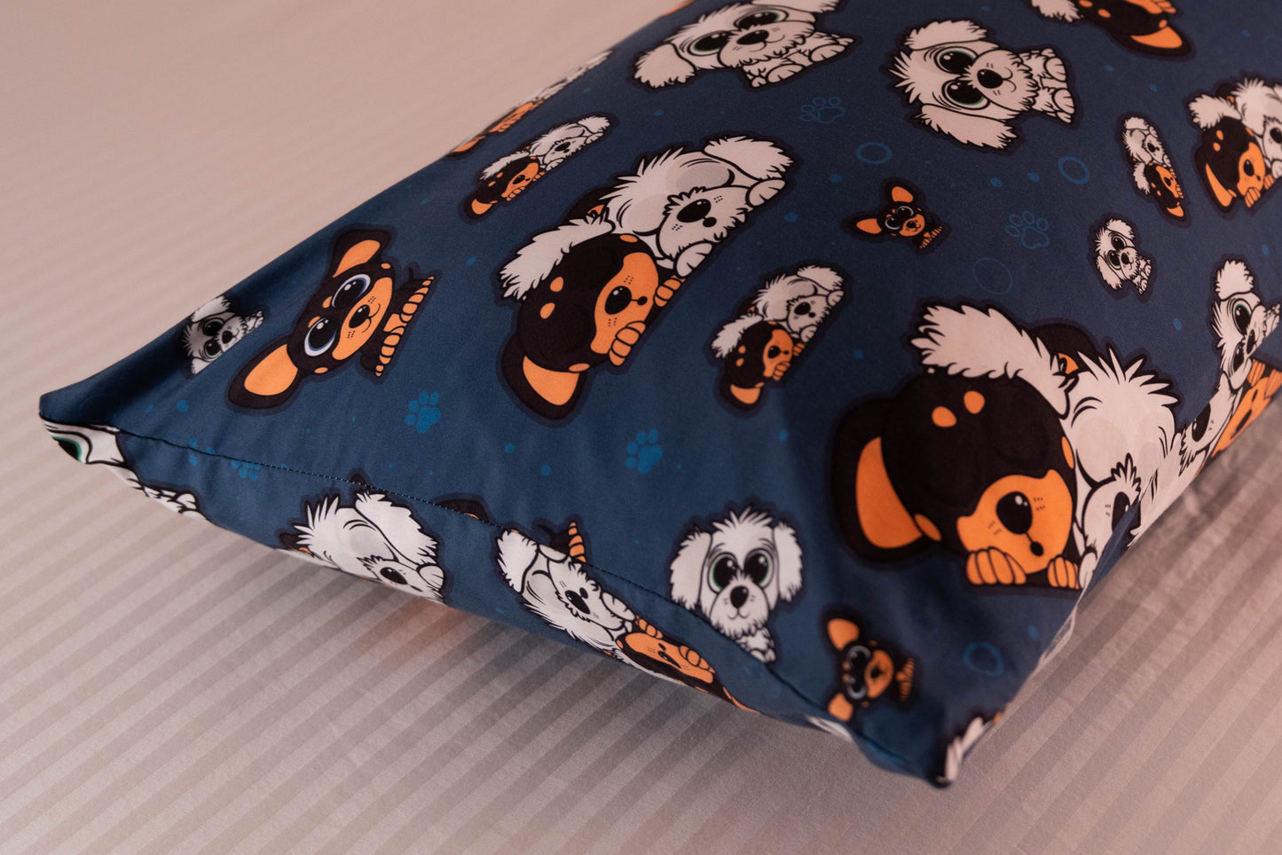 Main product image of The Pawsome Pals Hugger Pillow side sleeper body pillow set